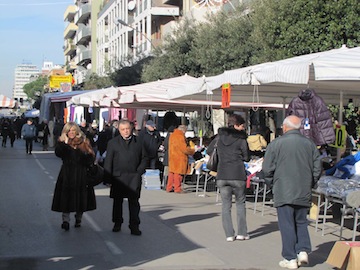 mercato via Marconi04