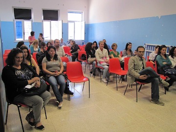 assessore Renzetti con genitori scuola Largo Madonna02