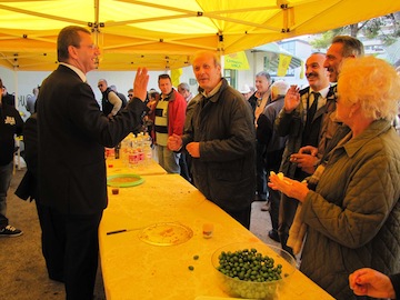 Campagna Amica con sindaco Albore Mascia e assessore Cardelli04