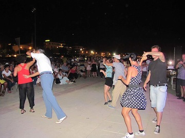 Festival Swing on the beach03