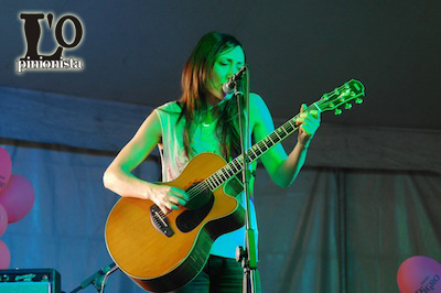 Marina-Rei-alla-chitarra