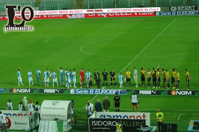 Pescara-Juve-Stabia-squadre-a-centrocampo