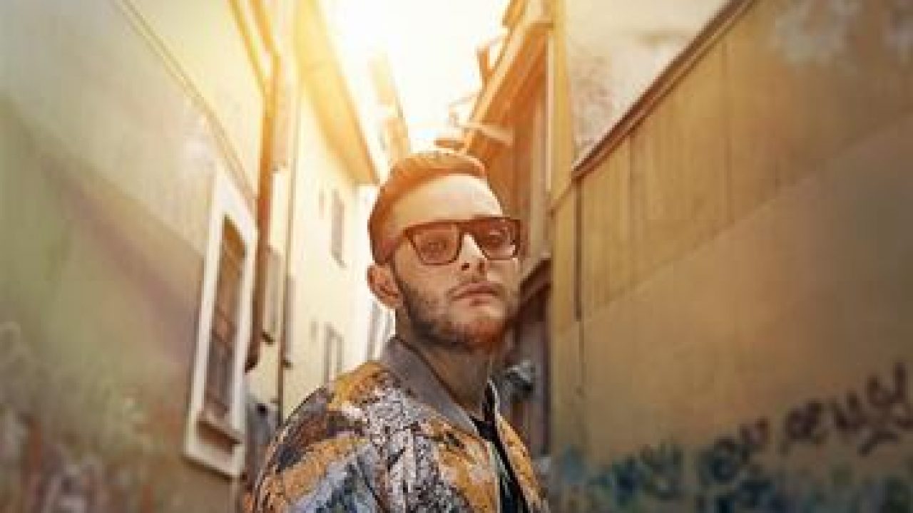 Rocco Hunt ospite all'inaugurazione del Divina #Reload