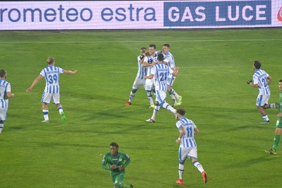 Pescara Avellino 3-2 gol di Memushaj