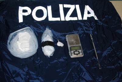 Sequestro droga polizia 