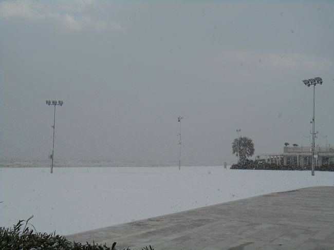 neve-sulla-spiaggia-copyright-lopinionista