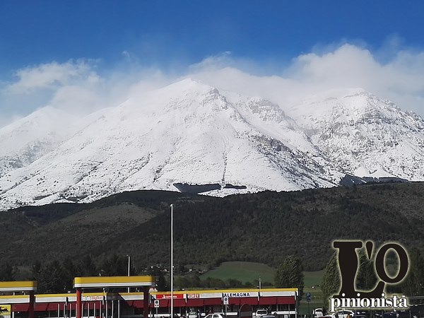 montagne innevate Gran Sasso