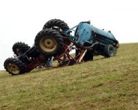 Caprafico di Casoli, muore agricoltore schiacciato del trattore