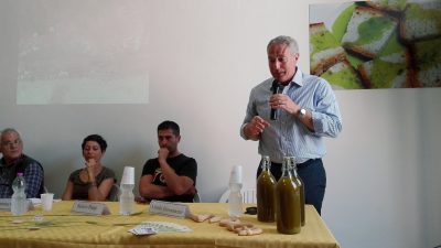 conferenza Olio, Pane e Musica popolare