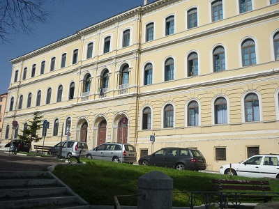 scuola edmondo de amicis a Giulianova