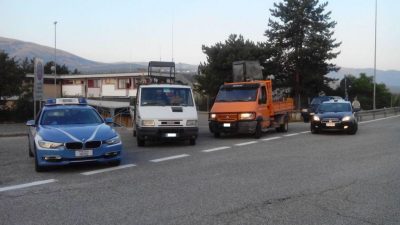 Recuperati autocarri del valore di oltre 100.000 euro dopo un rocambolesco inseguimento sull’A24