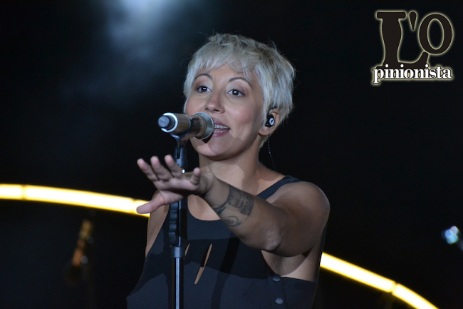 Malika Ayane a Pescara il 4 agosto: le foto del concerto