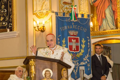 il-cardinal-comastri-a-tornareccio