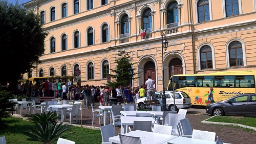 scuola-primaria-de-amicis