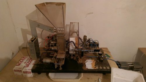 Macchinario per fabbricare sigarette