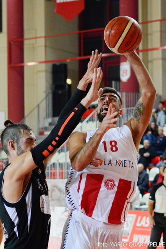 anticipo-di-campionato-per-la-meta-teramo