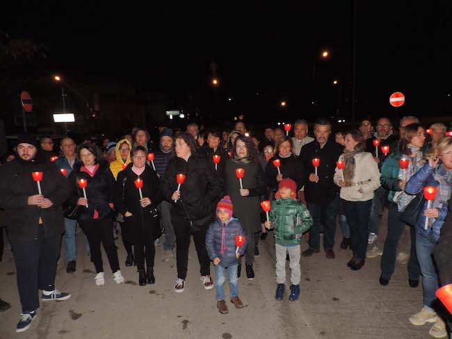 foto-partecipanti-tavola-dei-morti