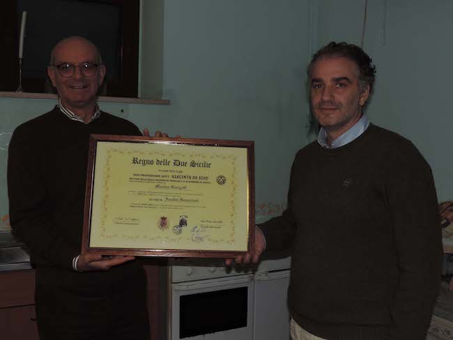 foto-consegna-laurea-a-giorgetti1