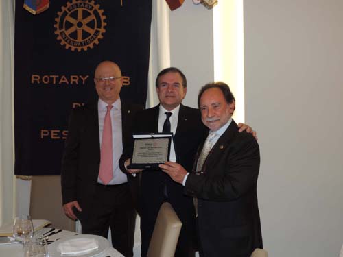 Foto riconoscimento Gianni Leone