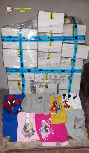 Vasto sequestro materiale senza marcio CE