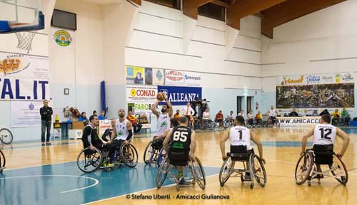 Amicacci travolgente contro Bergamo