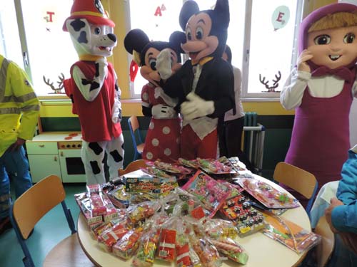 Foto personaggi Disney in reparto