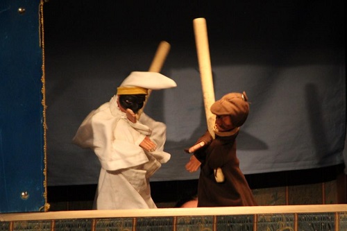 Pulginella contro tutti