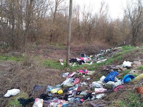 discarica a Pratola Peligna