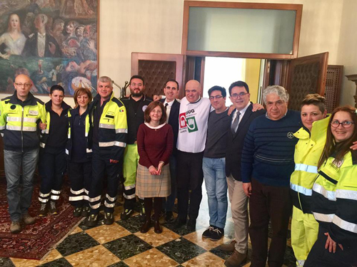 kit di protezione civile per le popolazioni colpite dalle calamità