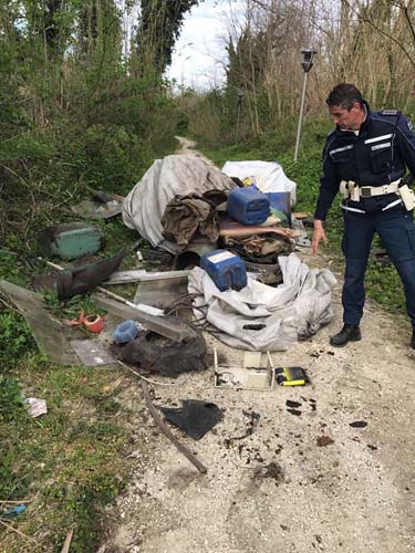 spazio retrostante il canile di via Raiale
