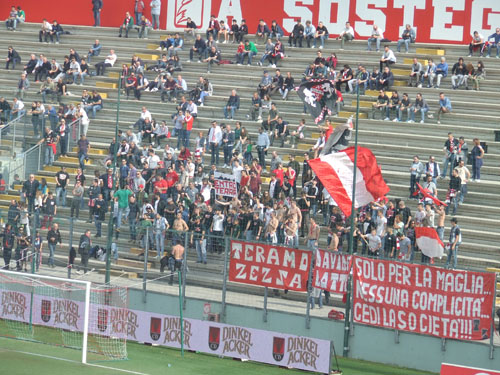 tifosi Teramo calcio