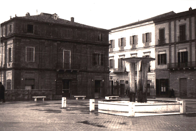piazza Giulianova antica