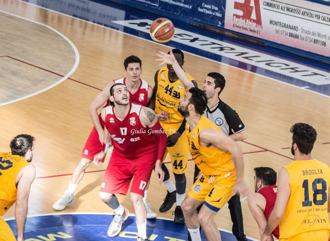 Basket, Amatori sconfitto da Montegranaro in gara1 playoff (83-57)