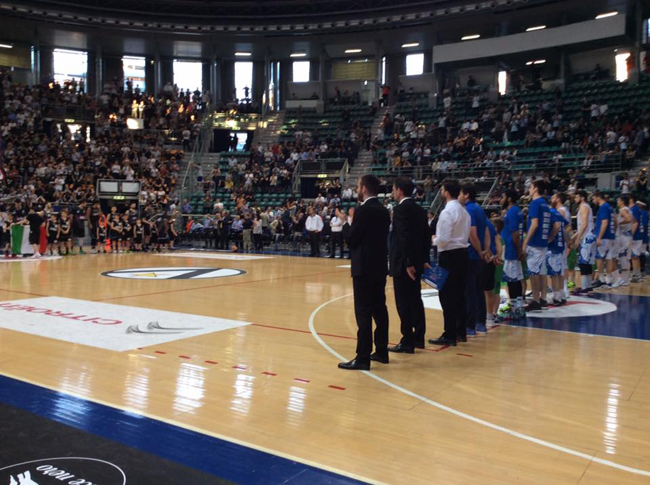 Basket, playoff gara 2: Roseto scivola a Bologna (93-66), parità nelle sfide 