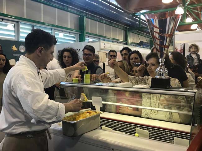 di che gusto sei al bancone gelato