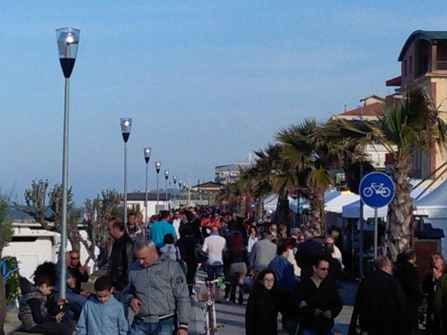mercato Francavilla Fiori e Fragole