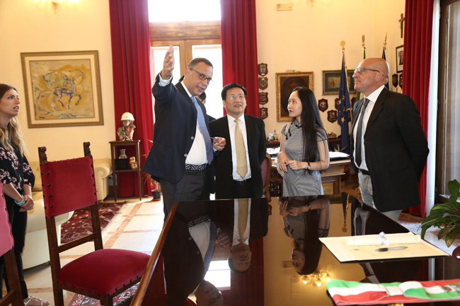 Accolta a Pescara una delegazione cinese nell’ambito del progetto Football Town Program