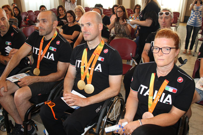 Alcuni atleti della Nazionale di ciclismo paralimpico-1