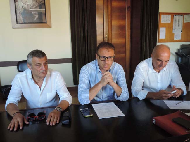 Foto seduta Commissione