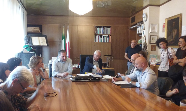 Incontro per scuola di via Bosio