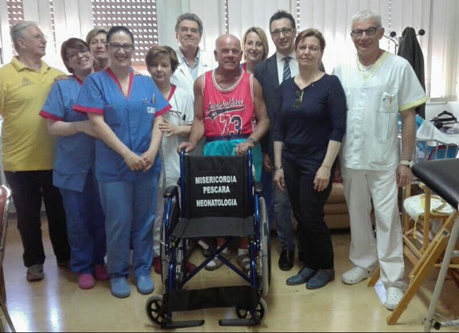Misericordia Pescara su donazione sedia a rotelle al Reparto di Neonatologia Ospedale civile