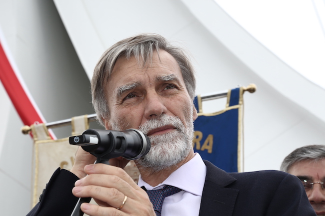 foto-15-06-17-09-56-22