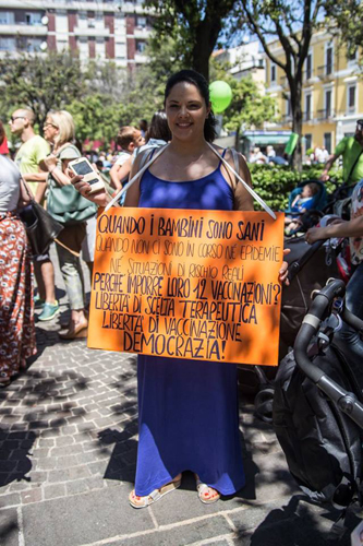 slogan contro vaccini