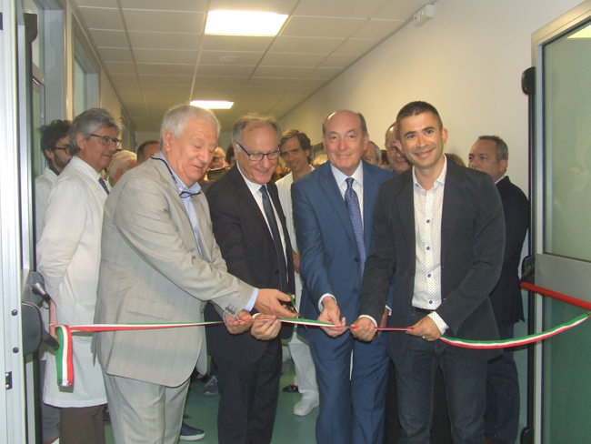 taglio del nastro emodinamica