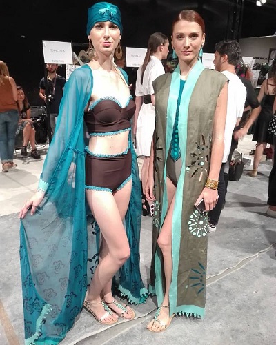 Modelle con capi di Peternelj