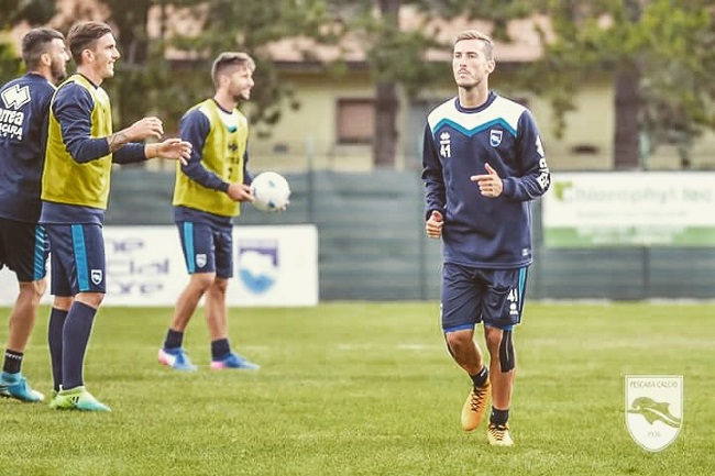 ritiro precampionato Pescara, ufficiale Valzania
