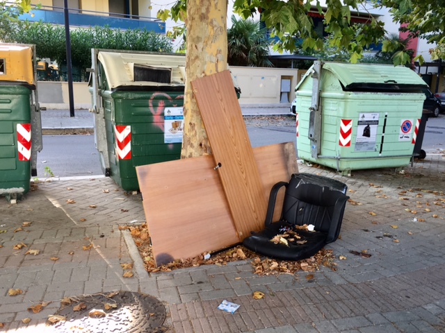 Abbandono rifiuti
