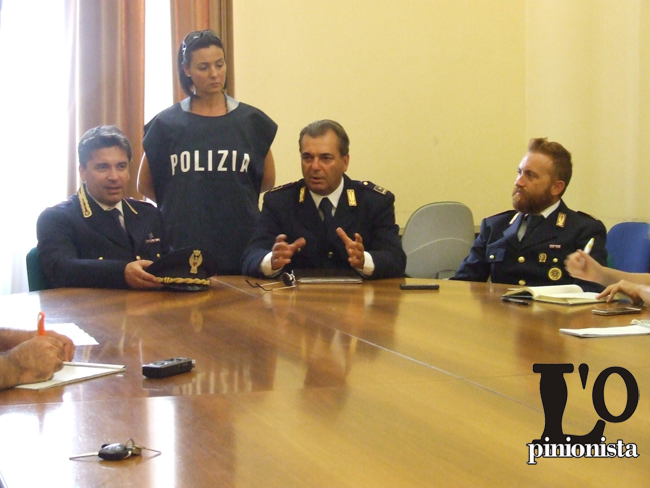 conferenza arresti per rapina