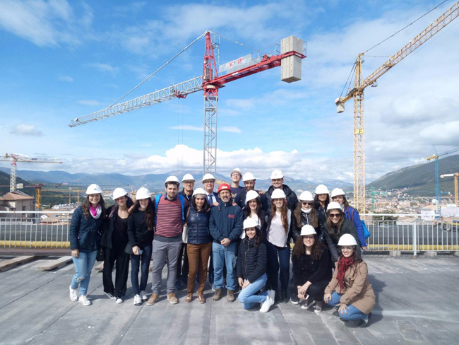 Mini tour degli abruzzesi nel mondo tra i cantieri della ricostruzione