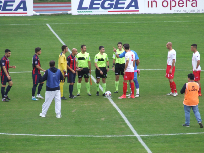 Francavilla-L'Aquila 3-2 centrocampo